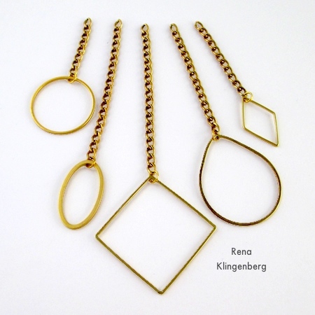 Connecting geometric links to chains for Geometric Waterfall Neckwire, Two Ways - Tutorial by Rena Klingenberg